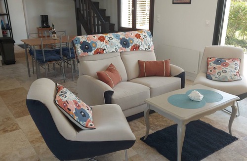 Penvins House | Ker Marin – Le Refuge Des Marées: terrace, garden & Wi-Fi