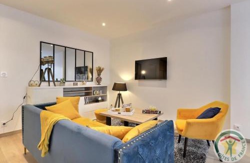 Saint-Germain-en-Cogles House | Ker sandra