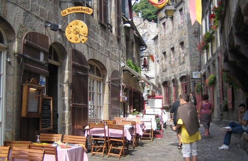 Dinan Apartment | Ker Viviane - charming apartment in Dinan.