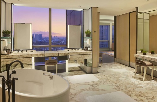 Jakarta Hotel | Keraton at The Plaza, The Unbound Collection by Hyatt