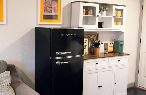 Joplin House | Kerbside Den - Private Basement Suite