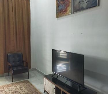 Parit Buntar House | Kerian Putra Muslimstay