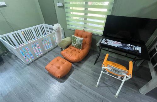 Kerling Villa | Kerlingfornia Kiddo Kingdom