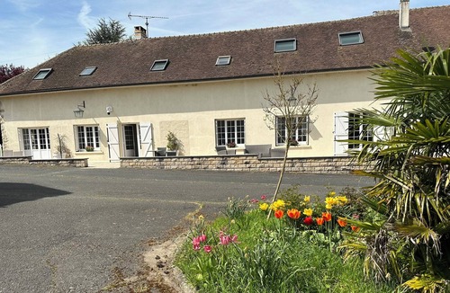 Villiers-Saint-Georges Cottage | Kermajic, magic for young and old.