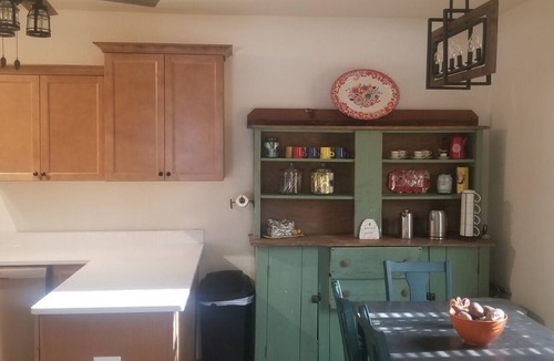 Kermit House | Kermit Casa - 3bdrm Gorgeous Home