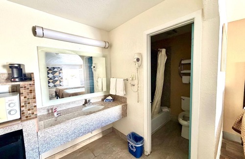 Kermit Hotel | Kermit Inn