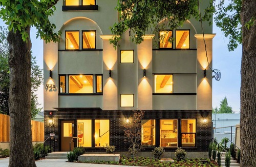 Kerns Apartment | Kerns Studio - Near Coffee, Dining & Transit