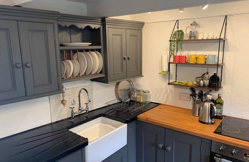 Carnbrea Cottage | KERNYK, with open fire in Redruth