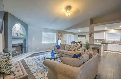 Alamogordo House | Kerry Lux Pad! Summar