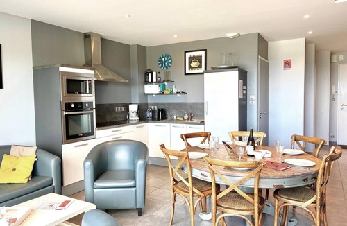 Roscoff House | Kersaliou residence with sea view