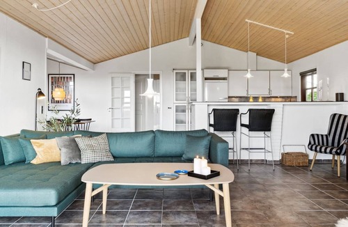Ronde House | "Kerstin" - 400m from the sea by Interhome
