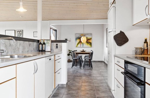 Ronde House | "Kerstin" - 400m from the sea by Interhome
