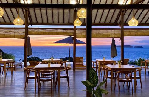 Sumbawa Barat Hotel | KERTASARI LODGE
