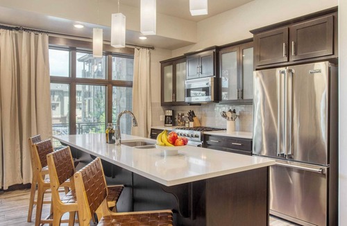 Park City Apartment | Kestrel by Avantstay Close to the Ski Slopes in This Majestic Home in Park City