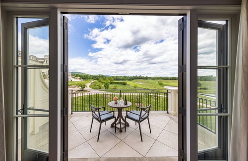Royal Acres Hotel | Keswick Hall