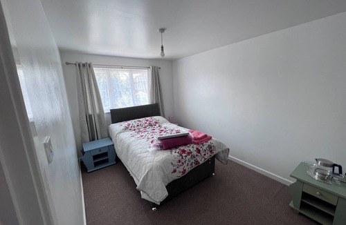 Kettering House | Kettering Guest House