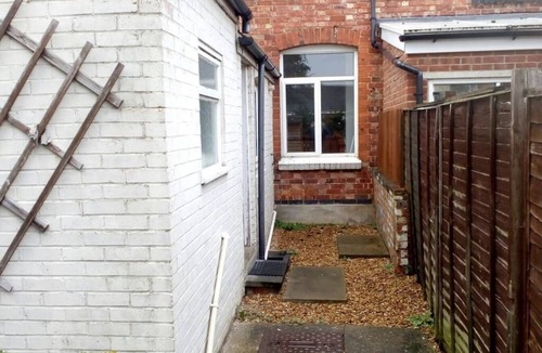 Kettering Apartment | Kettering Town Corporate - St Peter's