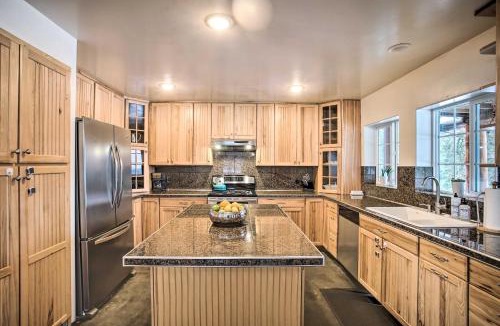 Kettle Falls House | Kettle Falls Home with River Valley Mtn Views!