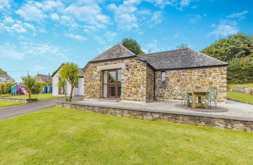 Tresmeer House | Kettle's On - Tkc