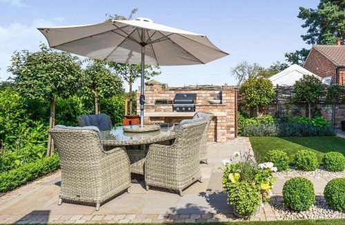 Rampton House | Kettlethorpe road cottage