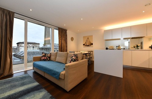 London Borough of Hounslow Apartment | Kew Bridge Apartments