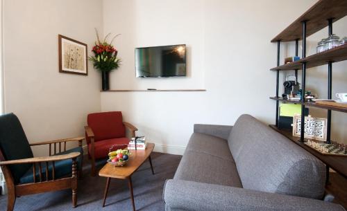 Kew Hotel | Kew Gardens Hotel