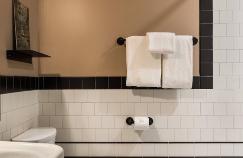 Kerns Hotel | KEX Portland