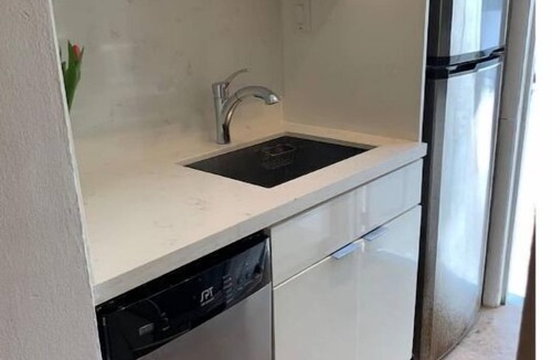 Key Biscayne Apartment | Key Biscayne 1 bedroom walk to Beach & town