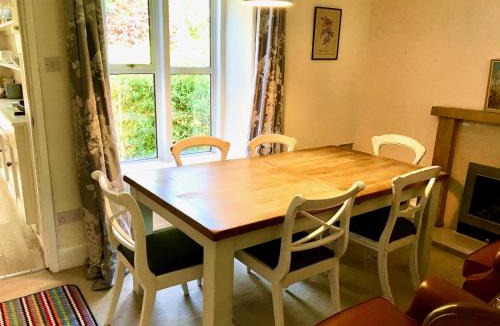 Stroud House | Key Cottage, sleeps 8