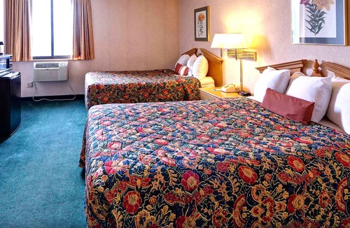 Roseville House | Key Inn Roseville - 2 Double Bed Acessible Non-Smoking