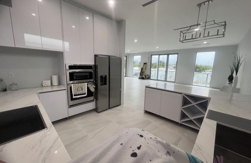Sexton Cove Estates House | Key largo home front canal view
