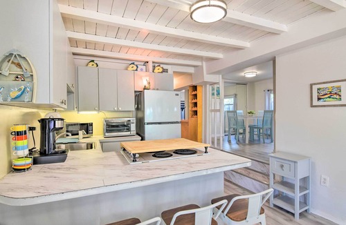 Key Largo Village House | Key Largo Home w/Dock & Private Beach Access