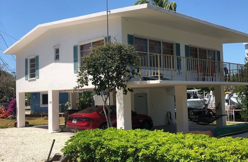 Rock Harbor House | Key Largo Waterfront Cottage