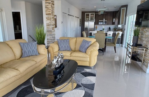Anglers Park House | KEY LARGO WATERFRONT RETREAT'
