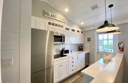 Truman Annex Condo | Key West Hen