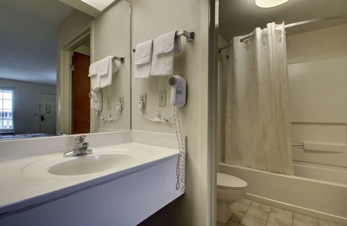 LaFayette Hotel | Key West Inn - Lafayette