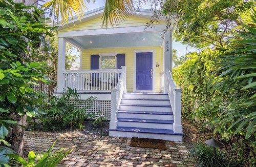 Uptown - Upper Duval House | Keys Breeze - Walk to Duval, Private Pool