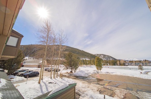 Lakeside Village Condo | Keystone Condo | Lake Views + Balcony + Pool