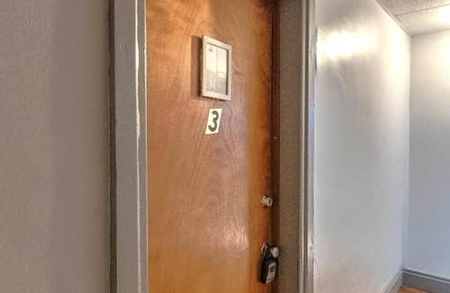 Hershey Apartment | Keystone Efficiency, Apt #3nDowntown Hershey One Bedroom Efficiency