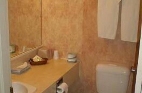 Brandon Hotel | Keystone Motor Inn, a Travelodge by Wyndham