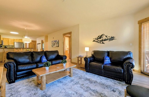 Mountain House Condo | Keystone Retreat | Balcony w/Views & Hot Tubs
