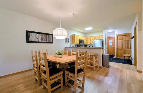 Mountain House Condo | Keystone Retreat | Balcony w/Views & Hot Tubs