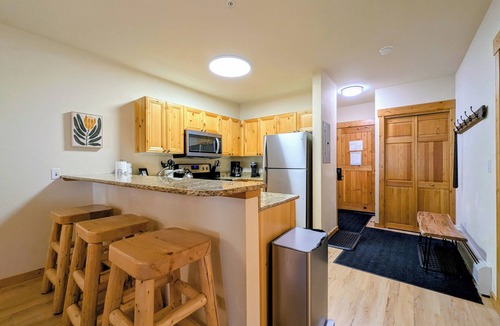 Mountain House Condo | Keystone Retreat | Balcony w/Views & Hot Tubs