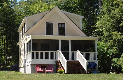 Center Lovell Cottage | Kezar LK Lakefront Cottage Mt View Private Beach Yd Outdoor Fireplace Watercraft