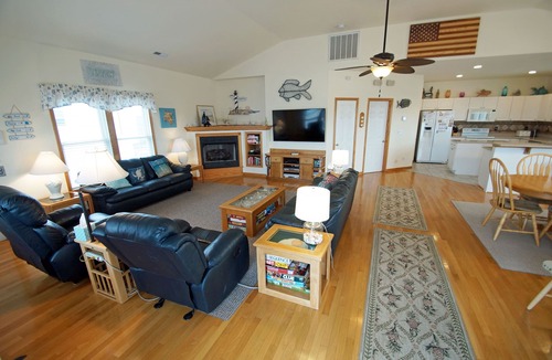 Kitty Hawk Cottage | KH4004- Oceanside Paradise 5BR, Private Pool, Hot Tub, Elevator & Pool Table