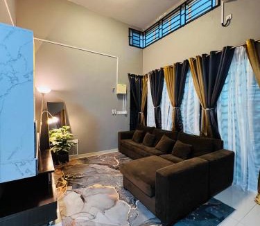 Kluang House | Khalish homestay