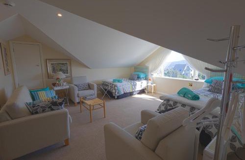 Khandallah Bed & Breakfast | Khandallah Harbour View BnB