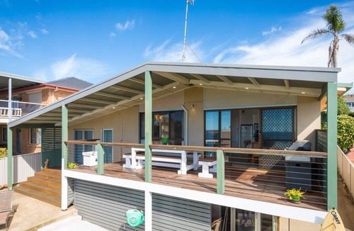 Kianga House | Kianga Parade Beach House