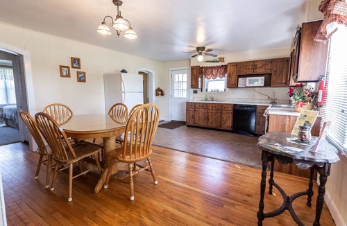Steelville Other | Kick'n K Farmhouse on the Meramec River
