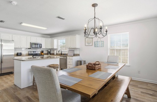 Hollywood Beach House | Kick Off Summer Right! June Dates Available -Private Pool, 2 blocks from beach!